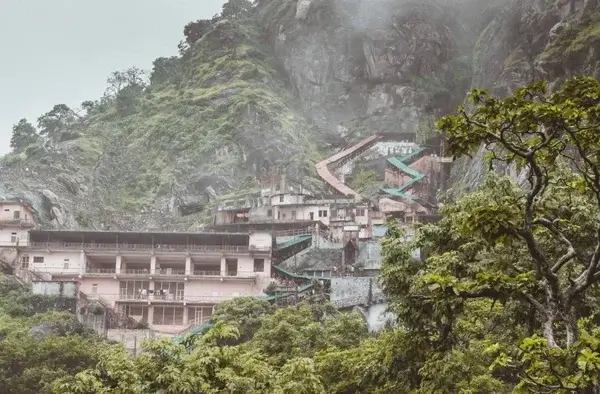 Eco-Friendly Glamping Experiences