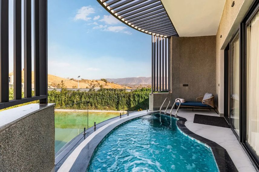 Signature Water Villa